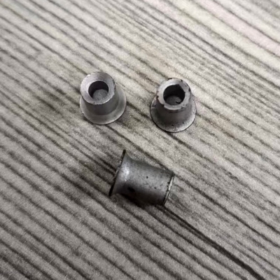 Nity samogwintujące Dacromet Wykończenie Nity samogwintujące 7,45 mm Łeb 3,1 mm Otwór wewnętrzny