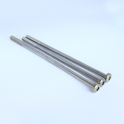 Standardowa śruba z łbem sześciokątnym JIS M6x150mm do silnika samochodowego