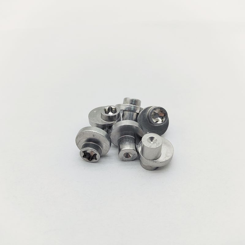 Ekscentryczna śruba blokująca 316 Stal nierdzewna Torx śruby ekscentryczne ±0.3-1.0mm Offset Elektropolerowane